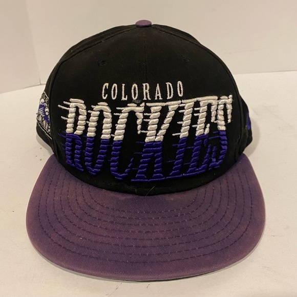 New Era Other - Vintage New Era MLB Colorado Rockies Baseball Hat Raised Embroidery Snapback